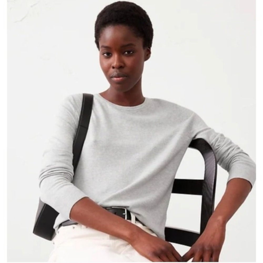 Banana Republic‎ Facrory Forever Sweater Light Gray Crew Neck Long Sleeve Size M